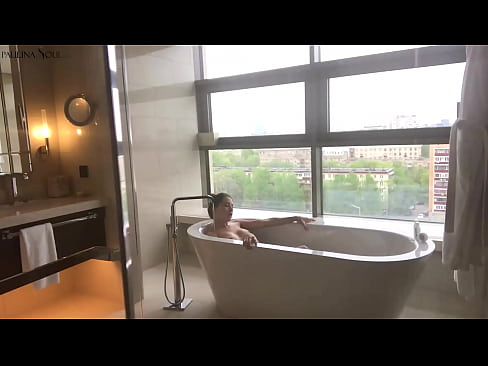 ❤️ Geweldige babe Hertstochtlik rukt har kut yn 'e badkeamer ❤ Homemade porno by wy ❌