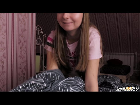 ❤️ Blondie sûget har BFF's djip en krijt cum yn 'e mûle ❤ Homemade porno by wy ❌